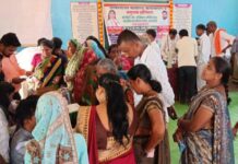 जोगीसाखराच्या ग्रामस्थांना मिळाले फॅमिली हेल्थ कार्ड