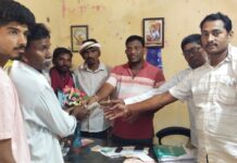 रुग्णांच्या उपचारासाठी पुढे केला आर्थिक मदतीचा हात