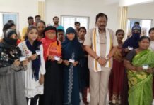 सिरोंचात राष्ट्रवादी काँग्रेसकडून ‘एक हात मदतीचा’ उपक्रम