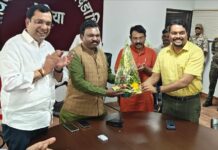 रस्त्यांवर होणारे अपघात कमी करण्यासाठी उपाययोजना करा