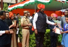 जिल्ह्यात रेल्वेसोबत विमान सेवा सुरू करण्यासाठी शासनाकडून पुढाकार