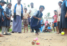 गडचिरोलीच्या दुर्गम भागातील ७५ मुलांचे घेतले शैक्षणिक पालकत्व
