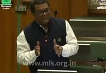 आदिवासी आश्रमशाळांमध्ये इंग्रजी माध्यमात केजी टू पीजी शिक्षण सुरू करा