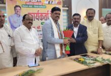 शेतकऱ्यांसाठीच्या शासकीय योजनांची माहिती गावागावात पोहोचवा- भेगडे
