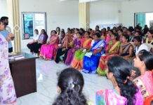 सिरोंचात राष्ट्रवादीच्या पुढाकाराने आयोजित रोजगार मेळाव्याला महिलांची गर्दी