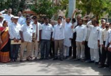 मराठ्यांना कुणबी प्रमाणपत्र देण्याविरूद्ध ओबीसी महासंघाच्या नेतृत्वात निदर्शने