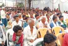 आमचा लोहखाणीला विरोध नाही, पण स्थानिकांना रोजगाराची हमी द्या