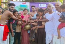 लोककलावंतांच्या चमुने ११ तालुक्यात केली अमृत कलश यात्रेतून जनजागृती