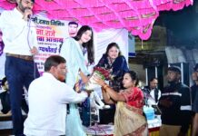 अहेरीत रंगला शानदार कव्वाली मुकाबला, ना.धर्मरावबाबा यांनी केले उद्घाटन