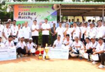 दैनंदिन कामकाजातून टेन्शन फ्री होऊन जिल्हाधिकारी-एसपी उतरले मैदानात