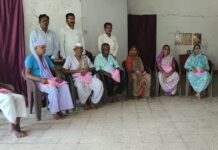 वृद्धाश्रमांतील आजी-आजोबांसह दिव्यांगांचे दिवाळी भेटीतून केले तोंड गोड