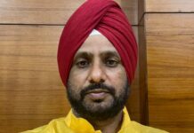 आलापल्लीचे डॅा.चरणजितसिंग सलुजा यांना आदिवासी सेवक पुरस्कार जाहीर