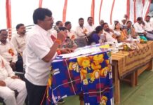 महापुरुषांना जातीपातीच्या आधारावर वाटून त्यांची थोरवी कमी करू नका