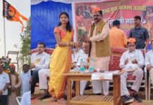 वणखीत छत्रपती शिवाजी महाराजांच्या अश्वारूढ पुतळ्याचे उत्साहात अनावरण