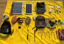 पोलिसांवर पाळत ठेवण्याचा प्रयत्न करणाऱ्या नक्षलवाद्यांसोबत चकमक, हाणी टळली