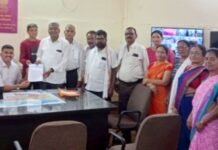 भूमिगत गटार योजना कार्यान्वित करा, न.प.ची इमारत हस्तांतरित करा