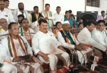 महायुतीमधील तिकीट वाटपाच्या स्थितीवर ना.वडेट्टीवारांची सेना-राकाँवर बोचरी टिका