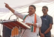 महाविकास आघाडीच्या सभेसाठी काँग्रेसचे दिग्गज नेते आरमोरीत एका मंचावर