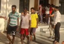 जादूटोण्याच्या संशयातून दोघांना बेदम मारहाण करत जीवंत जाळून हत्या !