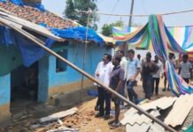 चिरचाडी, लक्ष्मीपूर गावाला चक्रीवादळाचा फटका, राहत्या घरांवरील छतांचे नुकसान