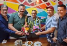 खासदार डॅा.किरसान यांचे खासगी सचिव सुभाष निनावे यांचा सत्कार