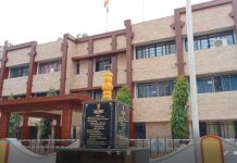 कर्जासाठी जमीन तारण ठेवण्यास आता आदिवासींना परवानगीची गरज नाही