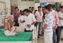 आरमोरीच्या उपजिल्हा रुग्णालयाला आ.कृष्णा गजबे यांची आकस्मिक भेट
