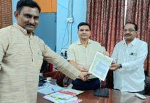 शिक्षकेतर कर्मचाऱ्यांना नागपूर विभागात कालबद्ध वेतनश्रेणी लागू करा