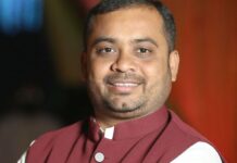 पालकमंत्र्यांना सर्वसामान्य नागरिकांचे गाऱ्हाने ऐकायला वेळ नाही का?