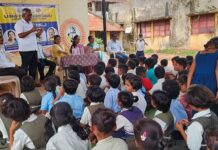 अन्नाची नासाडी टाळण्यासाठी लॅायन्स क्लबने केली शाळांमध्ये जाऊन जागृती