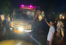 अन् त्या गरोदर महिलांना बराच वेळ रुग्णवाहिकेतच ताटकळत राहावे लागले