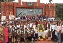 कारगिलवीरांना अभिवादन करण्यासाठी स्मृतिस्थळी जमले शेकडो गडचिरोलीकर