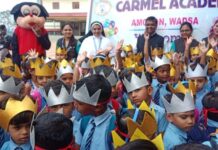 आमगावच्या कारमेल अकॅडमीत केजीच्या विद्यार्थ्यांचे केले उत्साहात स्वागत