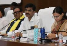 विद्यार्थ्यांच्या सुरक्षेचे नियम व उपाययोजनांची काटेकोरपणे अंमलबजावणी करा