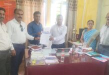 लाडक्या बहिणींसाठी पैसे आहेत, मग शैक्षणिक सुविधांसाठी का नाही?