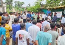 अपर जिल्हाधिकाऱ्यांच्या भेटीत समोर आले दुर्गम भागातील विदारक वास्तव