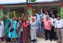 शिक्षक दिनावर बहिष्कार, आश्रमशाळा शिक्षकांचे काळ्या फिती लावून काम