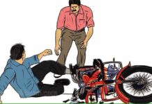 हेल्मेट न वापरणाऱ्या आणखी एका दुचाकीस्वाराचा बळी, दोघे गंभीर