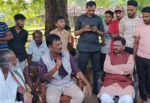 पांढरीतील सेवालाल महाराजांच्या मठात मा.खा.अशोक नेते यांचा जनसंवाद