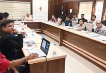 पायाभूत सुविधांसह वने, खनिजांवर आधारित उद्योगातून रोजगार वाढवा