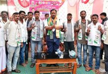 सिरोंचा तालुक्यातही राष्ट्रवादी काँग्रेसमध्ये प्रवेशमालिका सुरूच, दुपट्ट्यांनी स्वागत