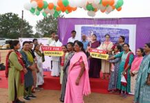 ‘उत्सव निवडणुकीचा, अभिमान महाराष्ट्राचा’ अधिकारी-कर्मचाऱ्यांनी घेतली शपथ