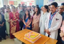 सुरजागड खाण परिसरातील लॉयड्स काली अम्मल हॉस्पिटलची वर्षपूर्ती