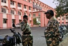 धडाधड सुटलेल्या गोळ्यांच्या आवाजाने हादरला जिल्हा न्यायालयाचा परिसर