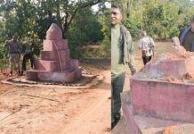 पेनगुंडा पोलीस मदत केंद्राच्या हद्दीतील नक्षलवाद्यांचे स्मारक केले उद्ध्वस्त