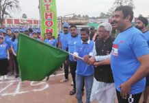 लॉयड्स मेटल्स् अँड एनर्जीच्या वतीने हेडरीत उत्साहात झाली मिनी मॅरेथॉन