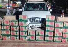 साडेतीन लाखांच्या दारूच्या पेट्यांसह वाहन जप्त, एलसीबीची कारवाई