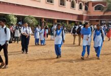 कॅमेऱ्यांची नजर आणि तपासणीमुळे बारावीच्या परीक्षेला शांततेत सुरूवात