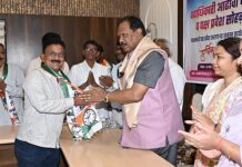 राष्ट्रवादी काँग्रेस पदाधिकाऱ्यांची आढावा बैठक व पक्षप्रवेश सोहळा