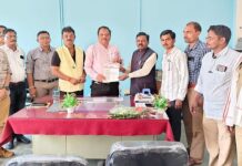 एस.टी.महामंडळ सेवा सुधारणा व प्रवाशांच्या समस्यांवर चर्चा